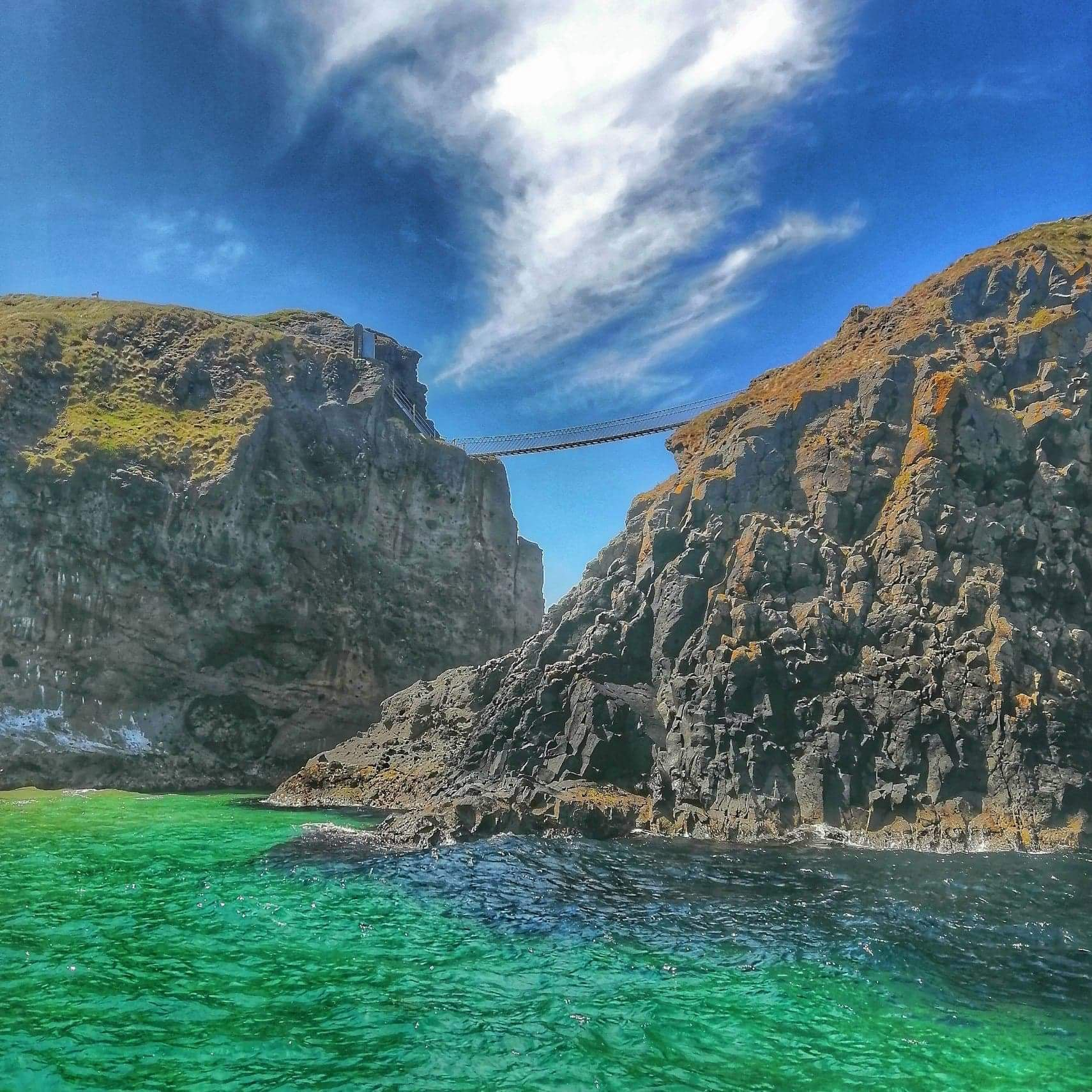 Carrick A Rede Rope Bridge, Cliffs, Caves, Waterfalls Tour
